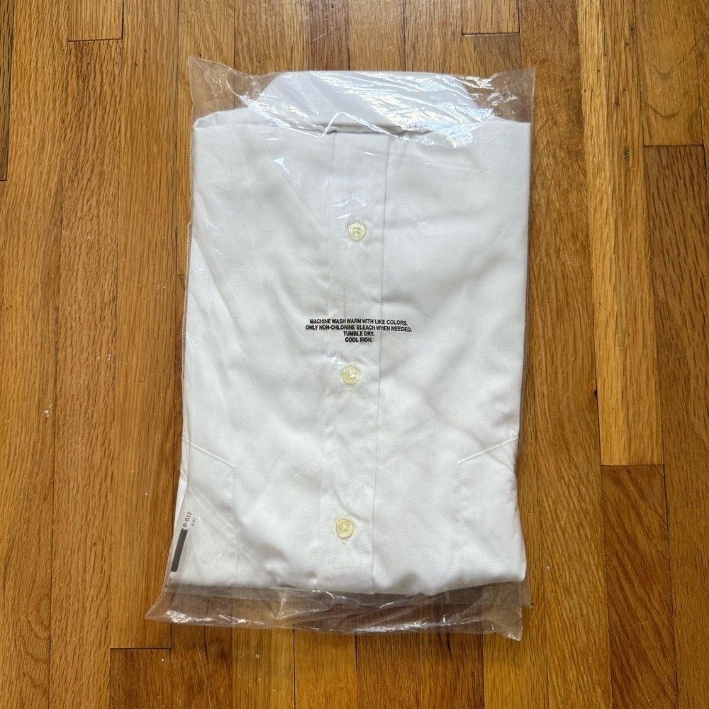 Van Heusen White Short Sleeve Aviator Style Button Down Shirt Neck Size 16 - Picture 5 of 5